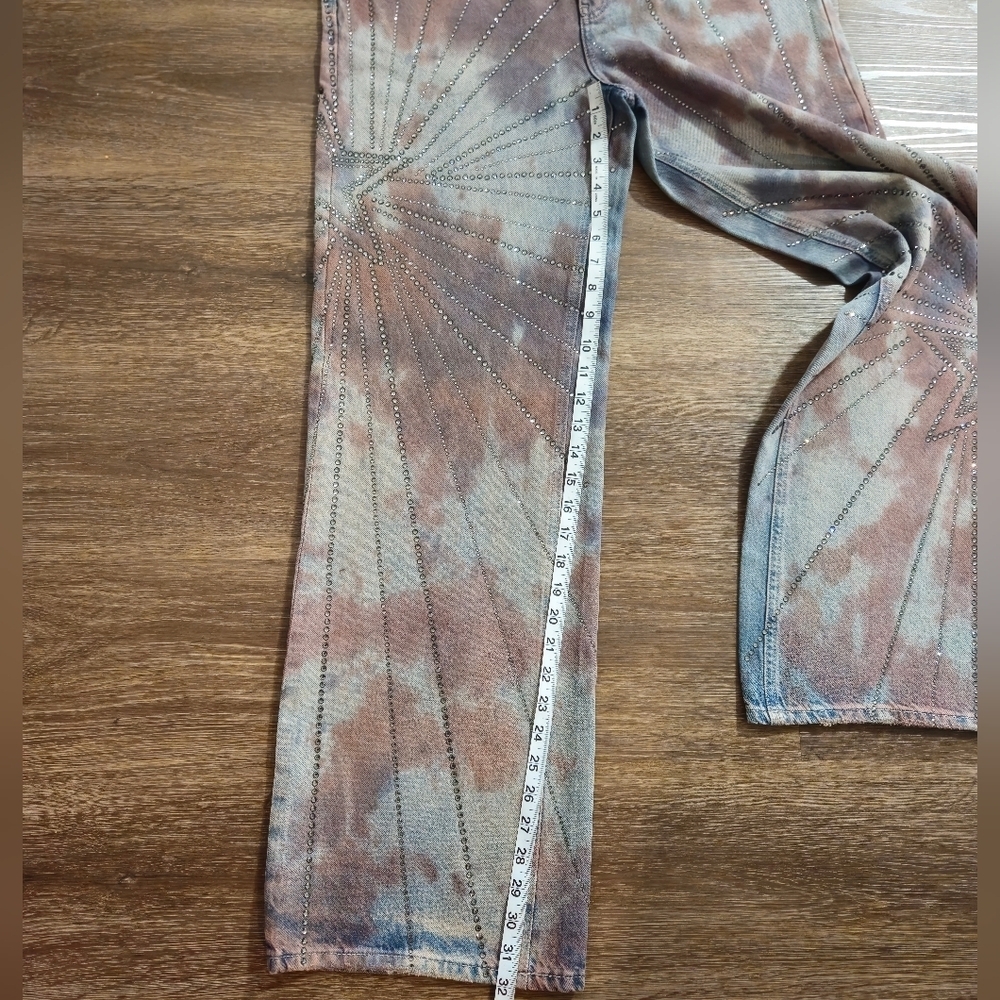 We The Free Mid-Rise Loose Straight Jeans Washed tie-dye Embellished NWT sz 27 - Picture 10 of 15